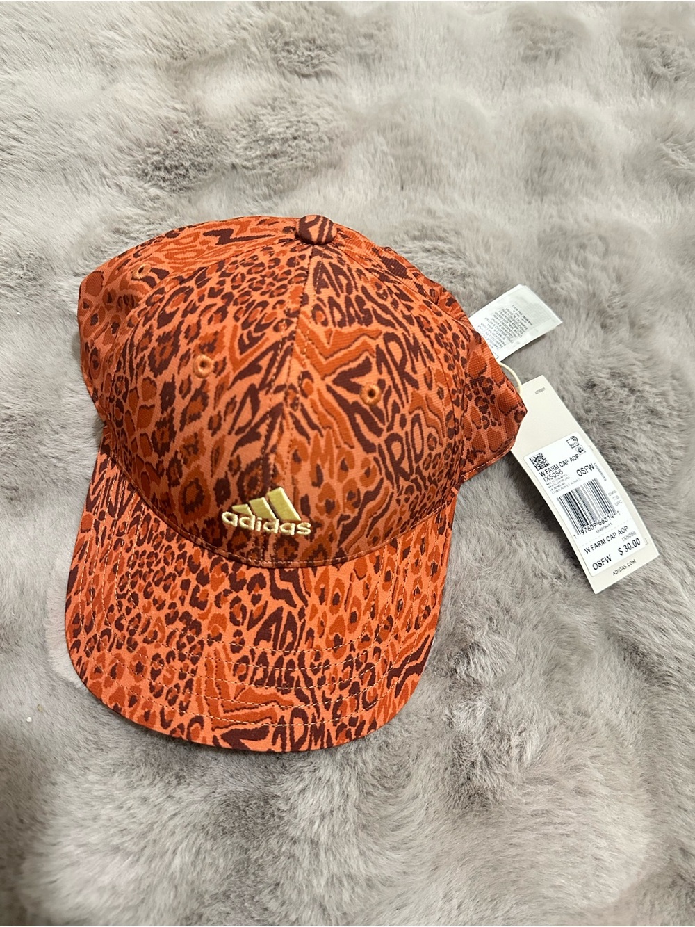 NWT Adidas Women’s Farm Cap Sz Small